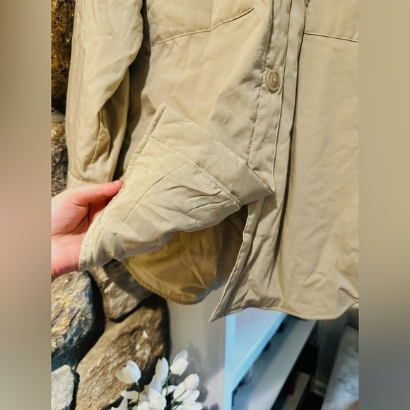 H&M Sage green oversized shacket. Size XS. In perfect condition. - Picture 9 of 10